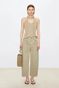 Raw Edge Curved Nine-Point Denim