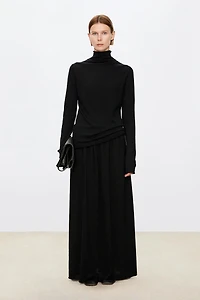 Silk and Wool Half Turtleneck Top (with Detachable Shawl)