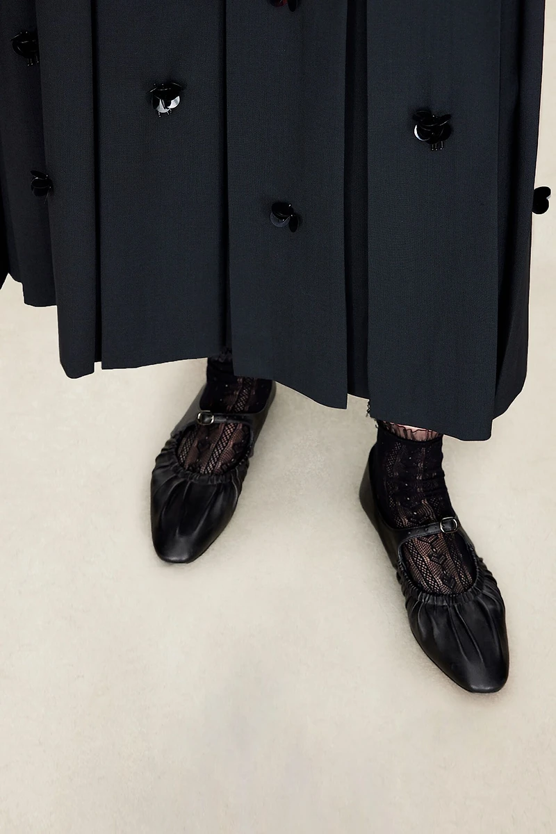 Spain Lamb Suede Hand-Pleated Ballet Flats