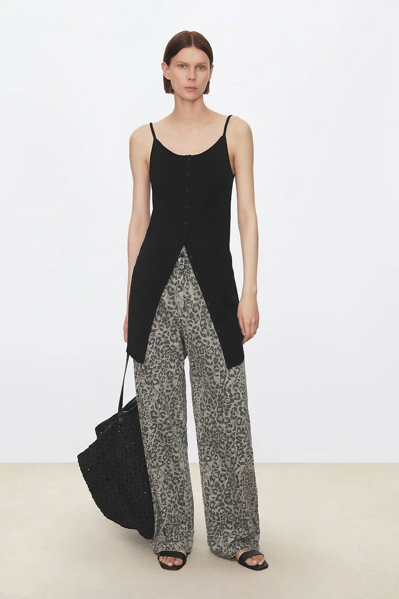 Stretch Cotton-Linen Gauze X-Shaped V-Slit Cardigan