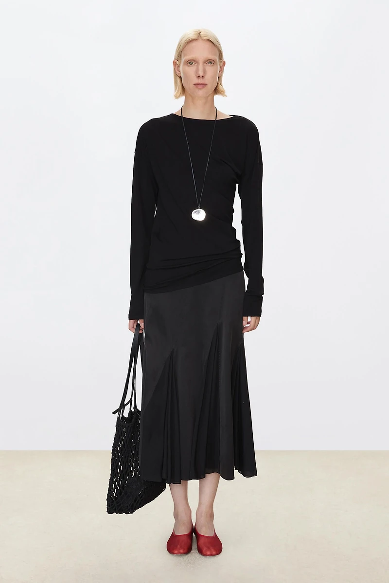 Strong Twist Stretch Silk Pleated Straight Neck Top