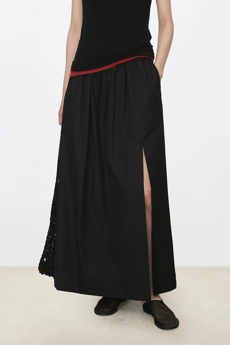 SUPIMA High-Density Pure Cotton Front-Slit Midi Skirt