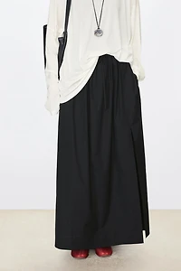 SUPIMA High-Density Pure Cotton Front-Slit Midi Skirt