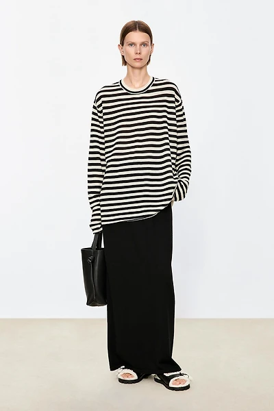 Ultra-Soft Cashmere Three-Dimensional Striped Base Shirt