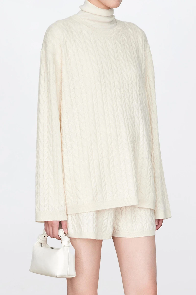 Cable-knit Pure Cashmere Crew Neck Sweater