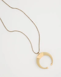 Long Horn Pendant Necklace