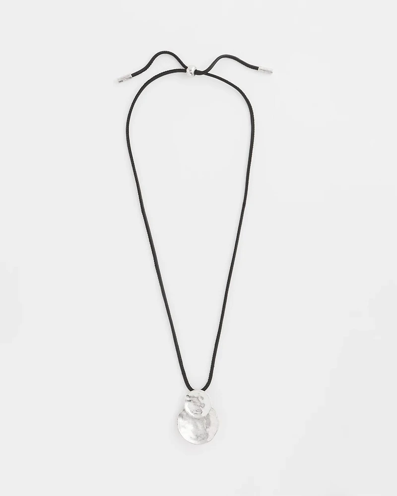 Silver Tone Circles Pendant Necklace