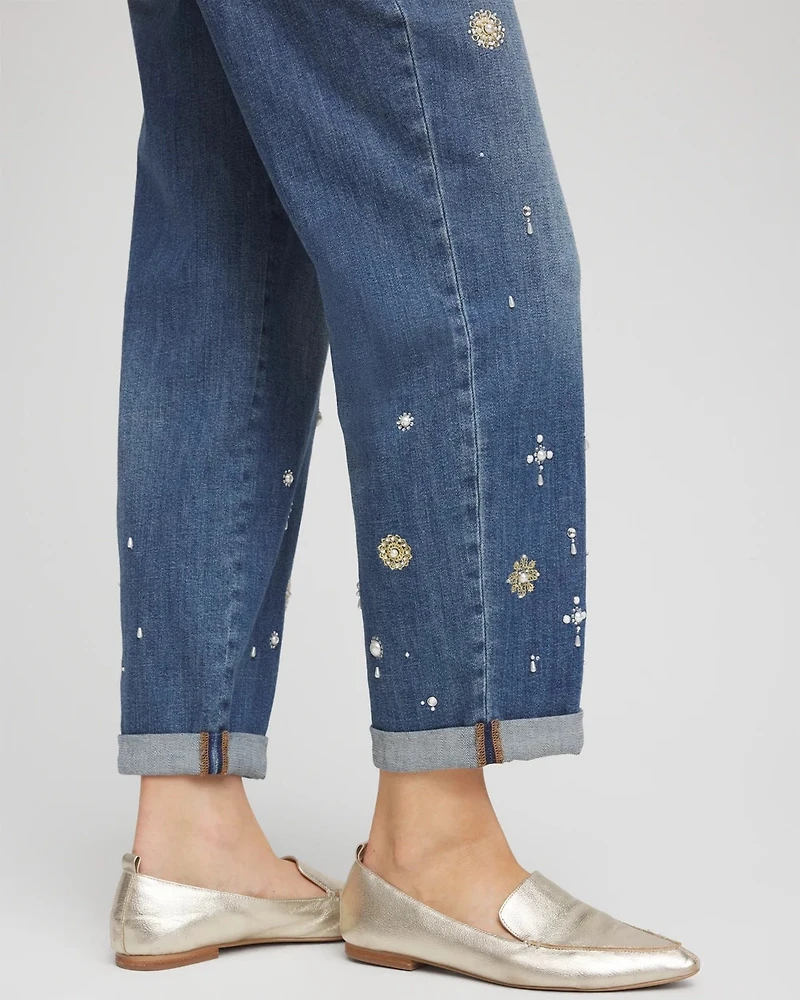 Pearl Brooch Boyfriend Relaxed Cropped Jeans