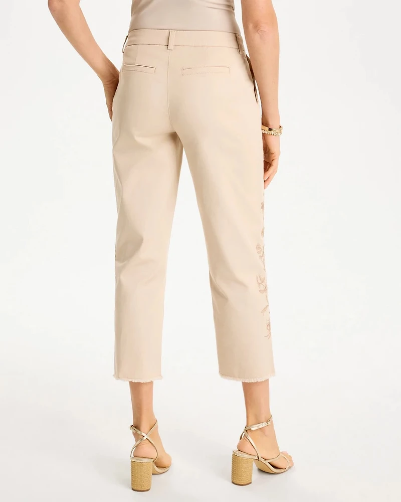 Relaxed Embroidered Fray Crop Pant