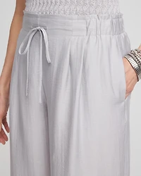 Lightweight Wide Leg Cropped Pants