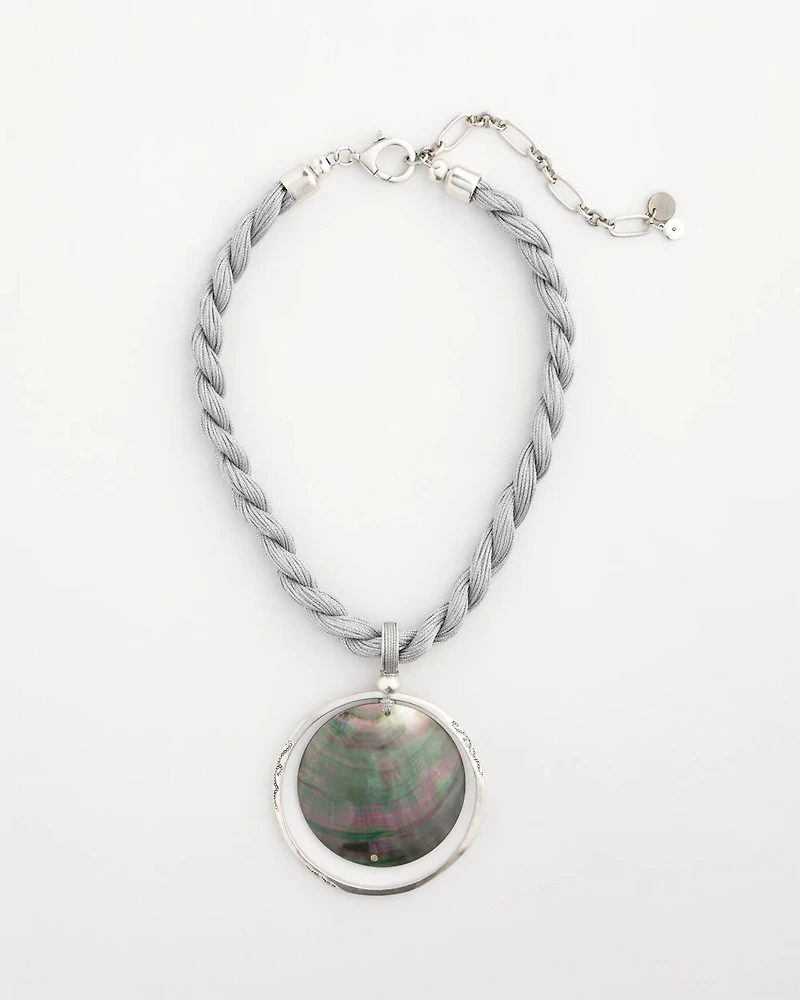 Black Lip Shell Pendant Necklace