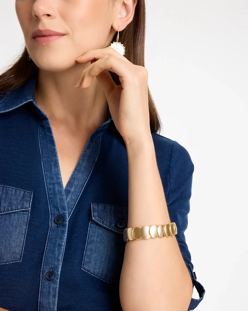 Semi-Bright Goldtone Flat Circle Stretch Bracelet