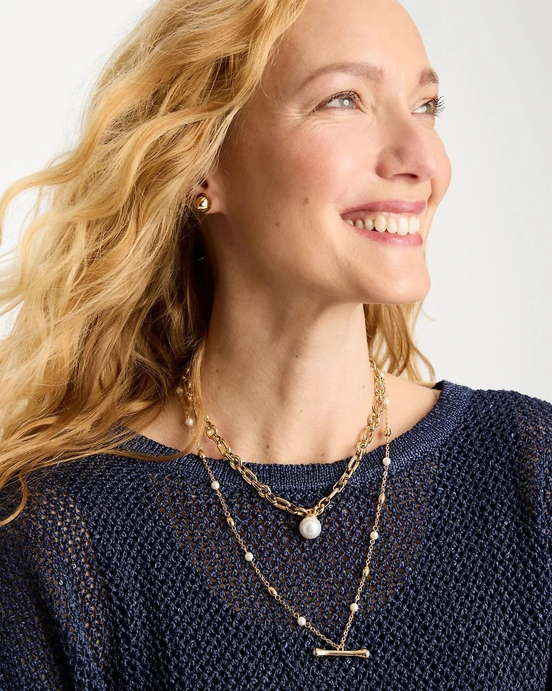 Toggle Bar Pearl Pendant Necklace