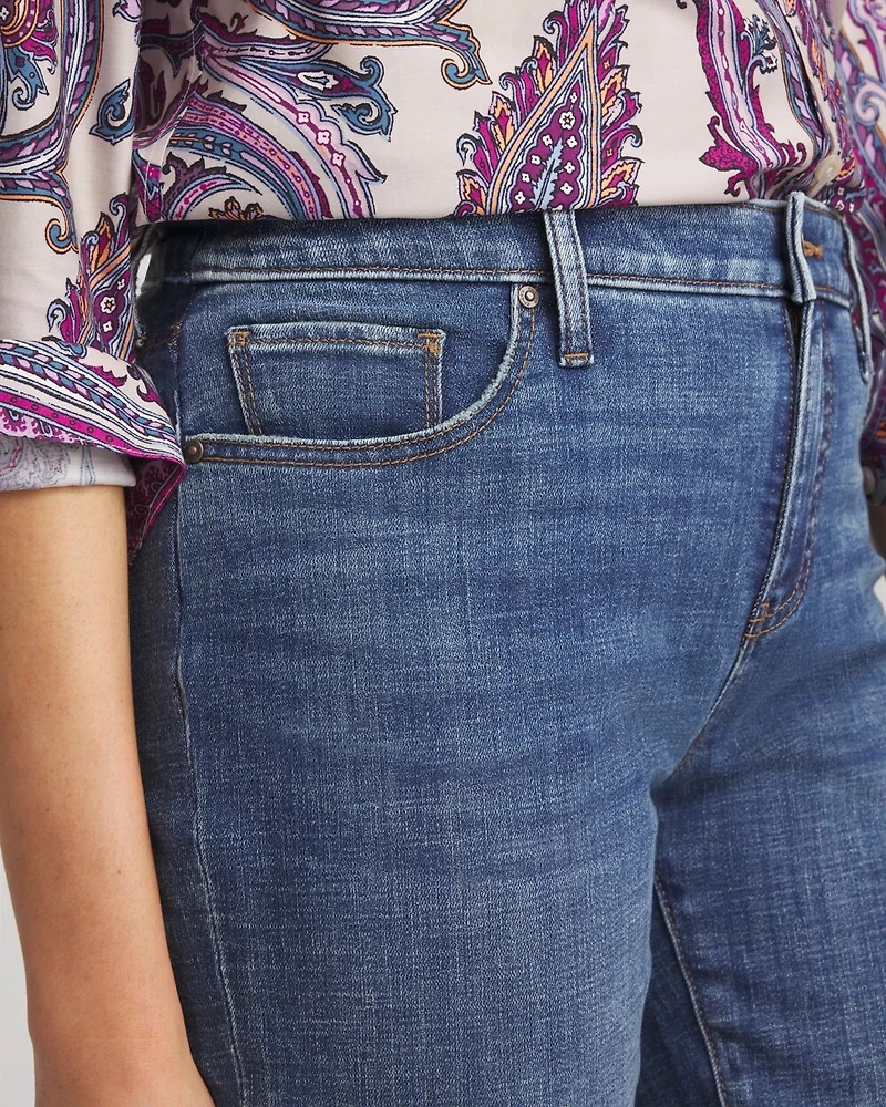 Girlfriend Slim Cropped Jeans