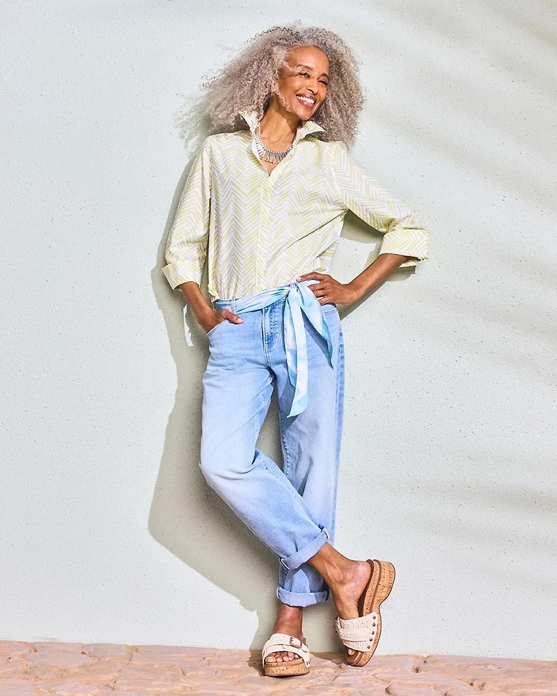 Relaxed Boyfriend Rolled Hem Jean