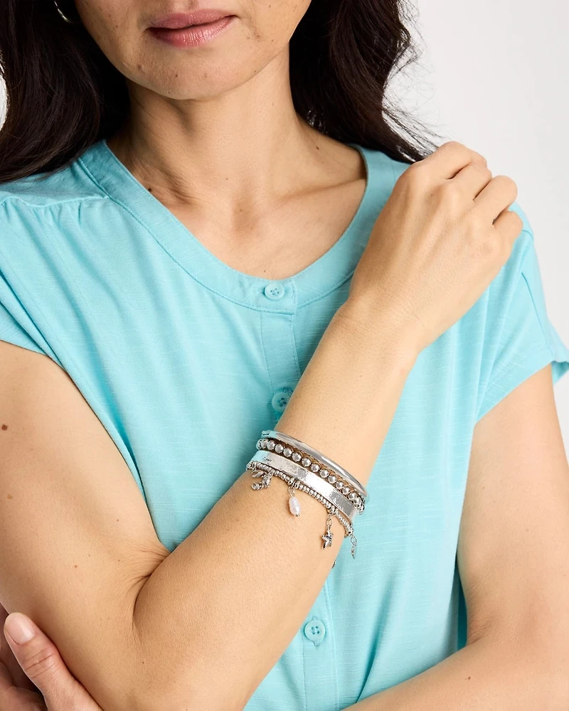 Beachy Silvertone Stretch Charm Bracelet