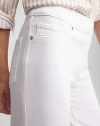 No Stain Pull-On Straight Cropped Jeans
