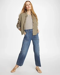 Utility Wide Pull-On Crop