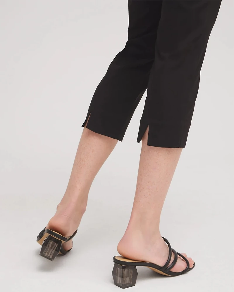 Wide Waistband Vented Pull-on Capris
