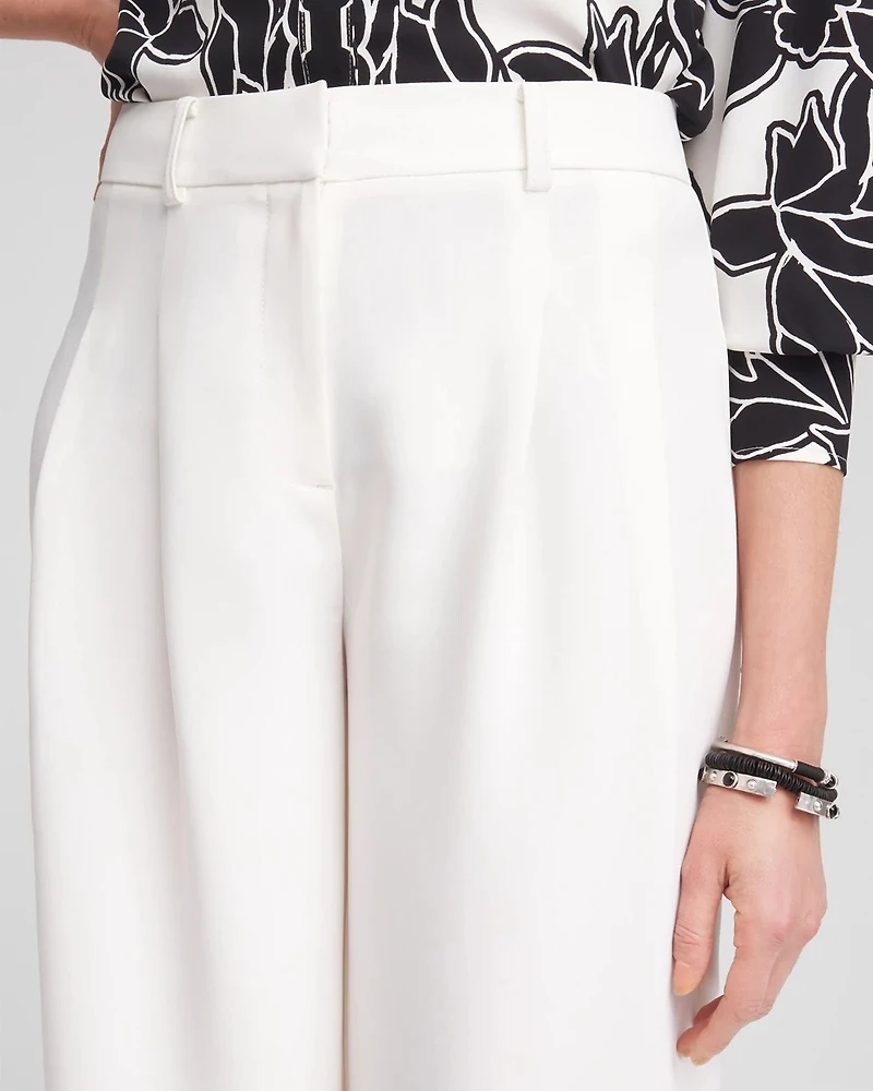 Crepe Pleated Relaxed Pants