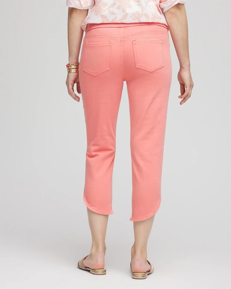 Pull-On Dolphin-Hemmed Capri Jeans