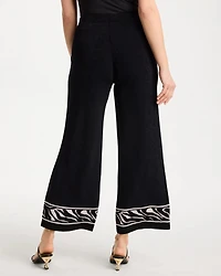 Abstract Zebra Cropped Pants