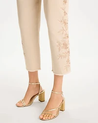 Relaxed Embroidered Fray Crop Pant