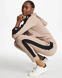 Zenergy® Double-Knit Contrast Ankle Pants