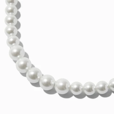 Graduated White Pearl Necklace 
