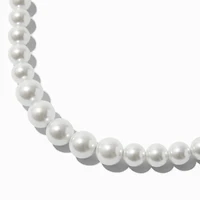 Graduated White Pearl Necklace 