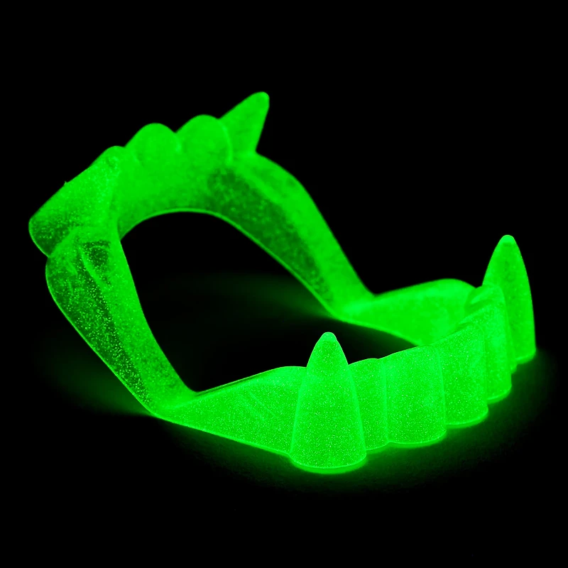 Glow in the Dark Fangs