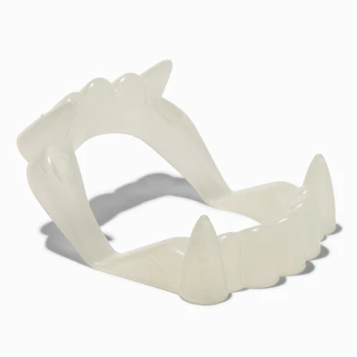 Glow in the Dark Fangs