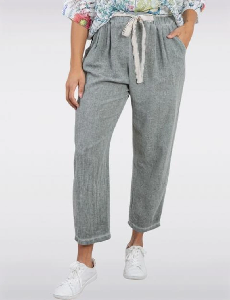 Chic Linen Blend Solid Belted Pants With Front Pockets By Froccella