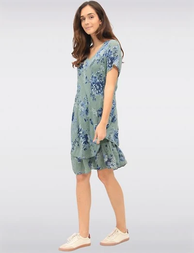 Two-Tiered Short Sleeve Elegant Floral Print V-neck Crinkled Dress By Froccella