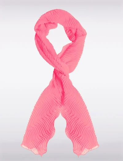 Textured Pleated Chiffon Scarf with Elegant Scalloped Edges