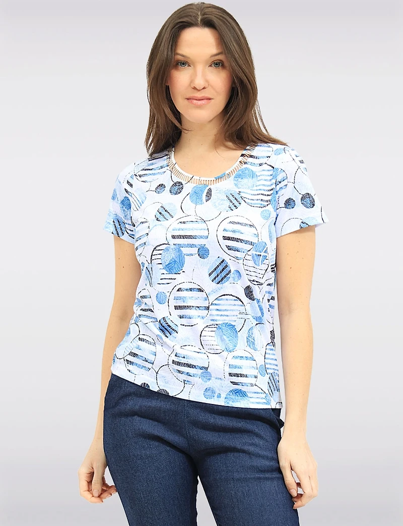 Chic Lightweight Short Sleeve Crew Neck Top with Circle Pattern Print by Moffi