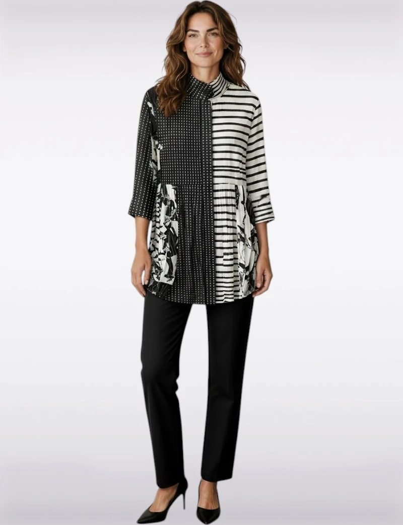 Black & White Print Button-Front Pleated Collar 3/4 Sleeve Tunic Shirt by Lindi