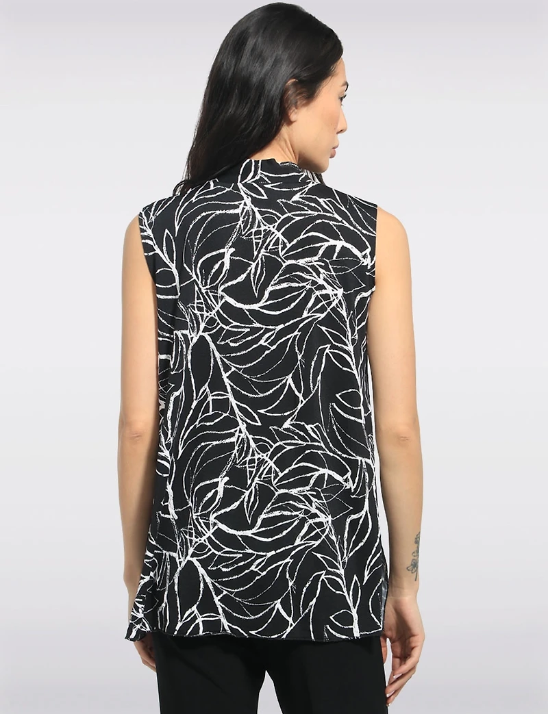 Perle Monochrome Sleeveless Abstract Print V-Neck Front Pleat Top & Side Slits