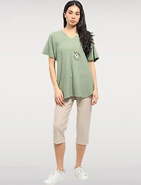 High Rise Pull-On Capris with Two Front Square Pockets by Perle