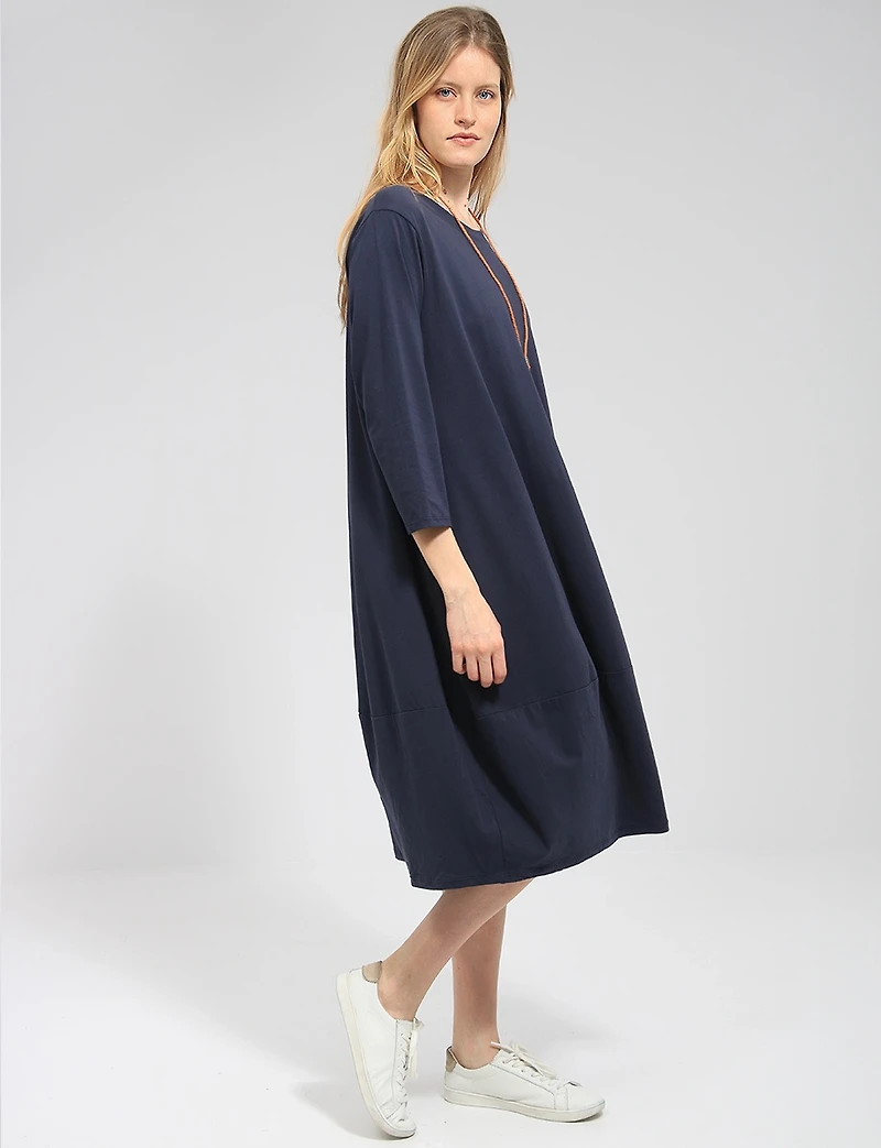 Three-Quarter Sleeve Chic Cotton Maxi Dress with Pockets & Necklace by Froccella