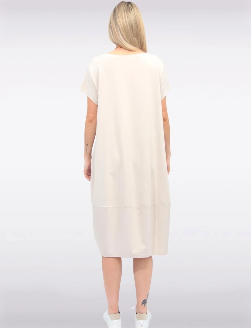 Chic Cotton Short Sleeve Maxi Dress with Necklace & Hidden Pockets by Froccella