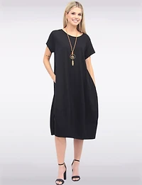 Chic Cotton Short Sleeve Maxi Dress with Necklace & Hidden Pockets by Froccella