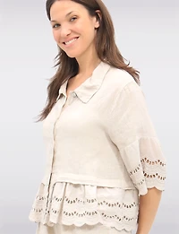 Chic Eyelet-Trimmed Button-Front Linen Shirt with Collar by Froccella