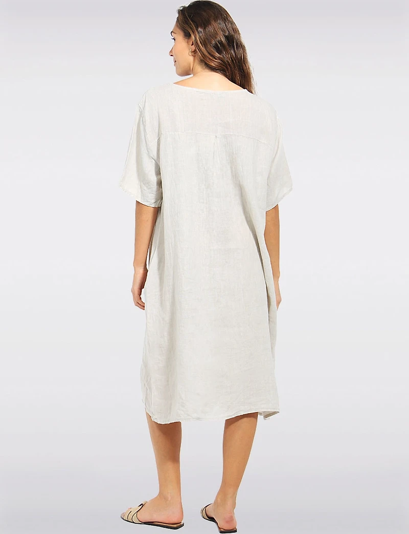 Linen Relaxed Fit Short Sleeve Dress with Accent Buttons & Pockets by Froccella