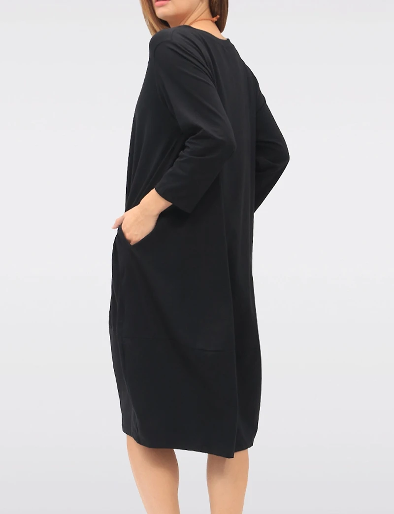 Three-Quarter Sleeve Chic Cotton Maxi Dress with Pockets & Necklace by Froccella