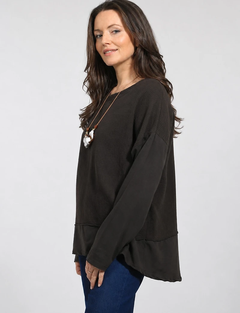 Crinkled Textured Rounded High-Low Hem Tunic with Chic Necklace by Froccella