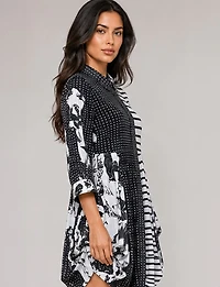 Black & White Print Button-Front Pleated Collar 3/4 Sleeve Tunic Shirt by Lindi