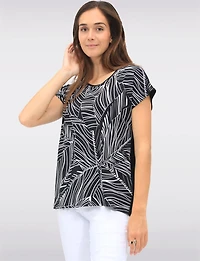 Black & White Abstract Print Tunic with Cap Sleeves and Rounded Hem by Vamp