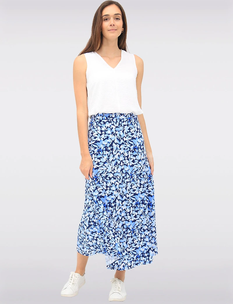 Stretch Floral Printed Pull-On Maxi Skirt with A-Line Silhouette by Vamp