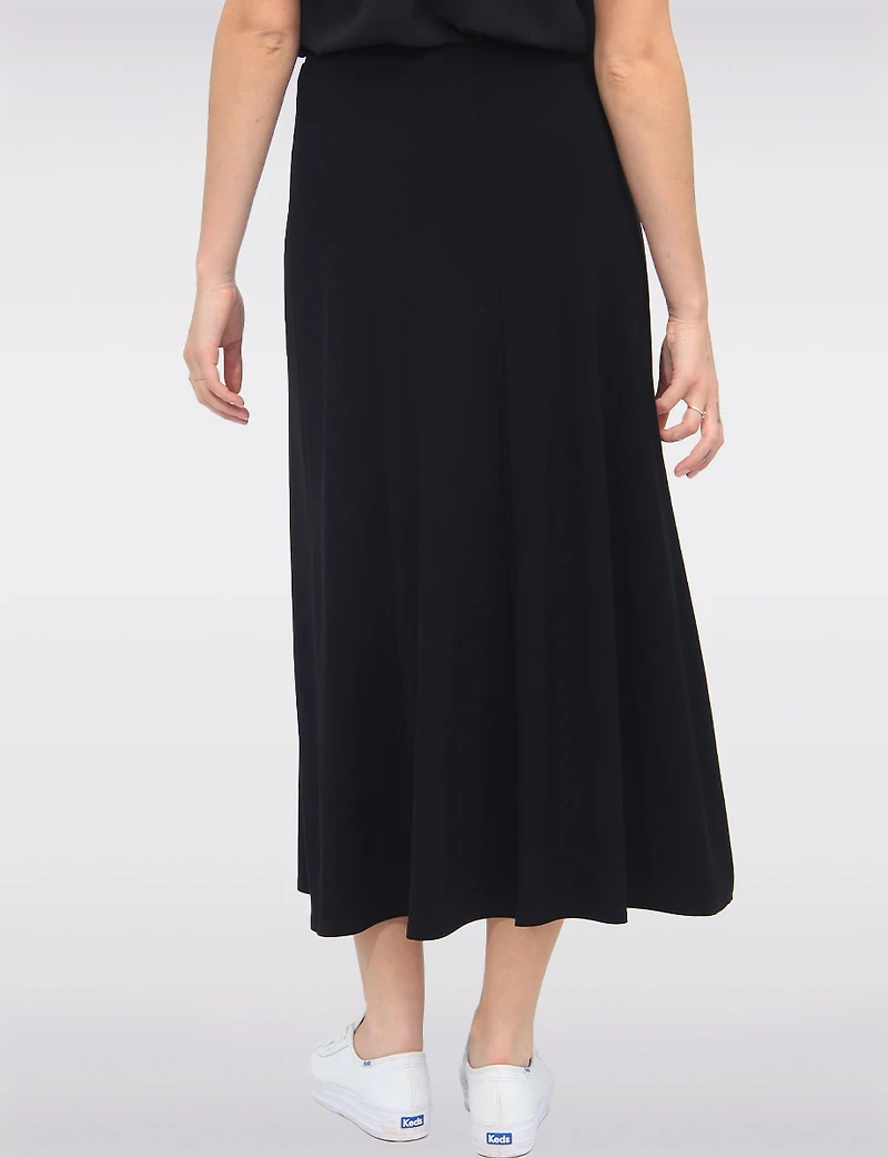 Classic Black Stretch Pull-On Maxi Skirt with A-Line Silhouette by Vamp